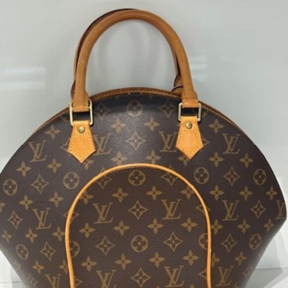 Louis Vuitton Handbag - Picture 2 of 8